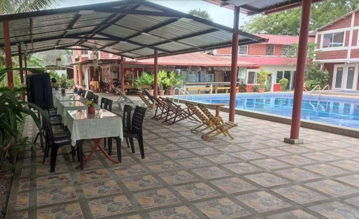 Sun Place Hosteria Las Tunas エクステリア 写真