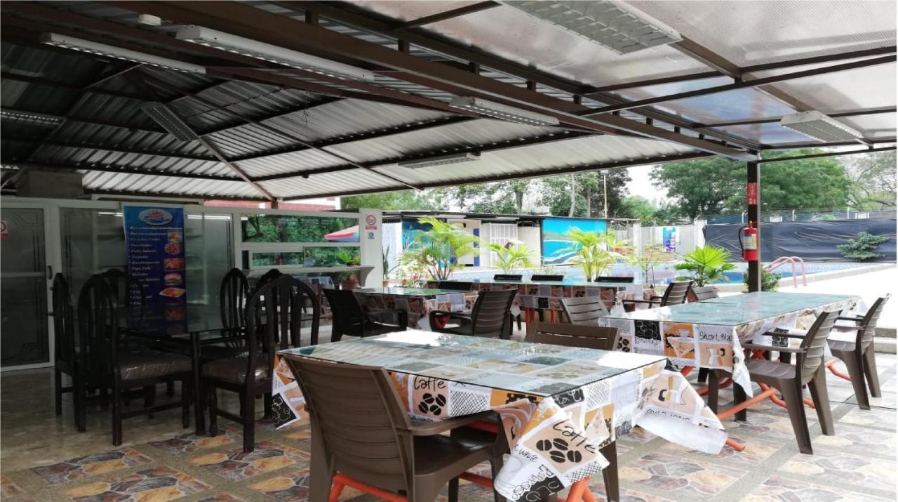 Sun Place Hosteria Las Tunas エクステリア 写真